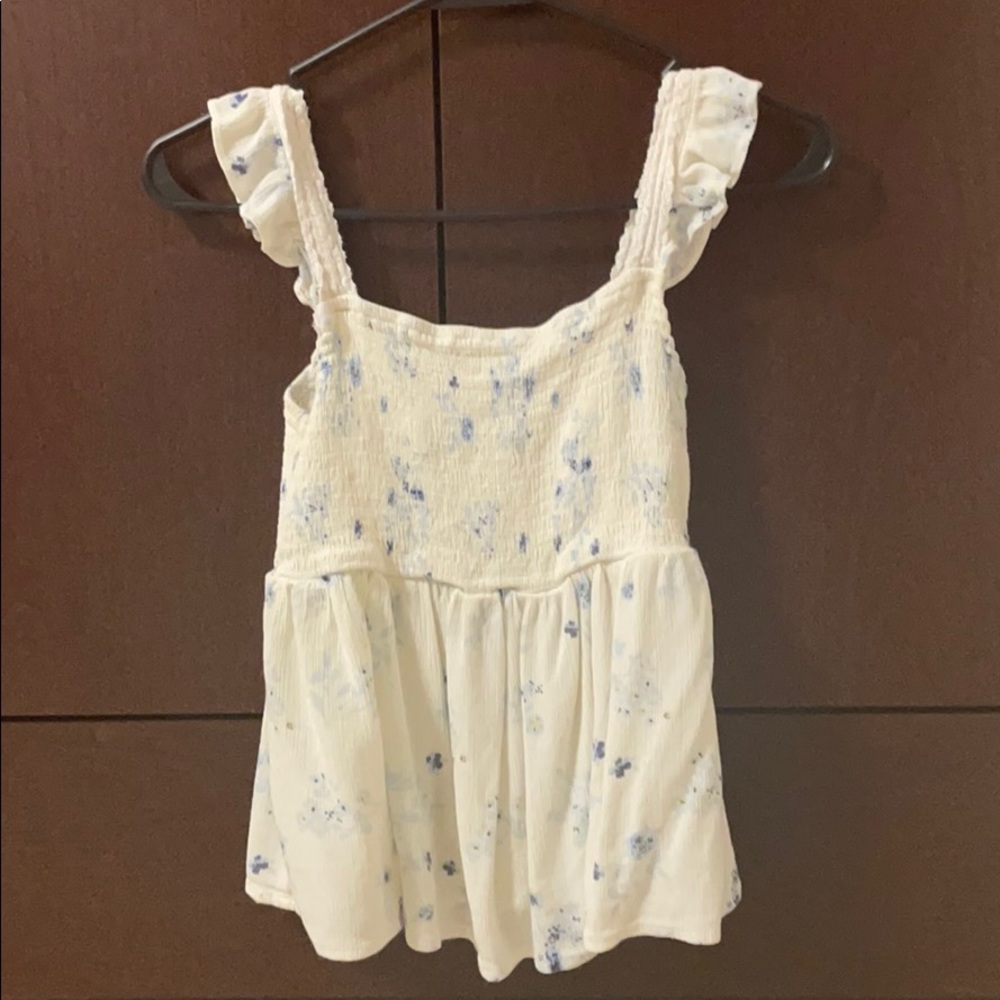 Cute babydoll style tank top.